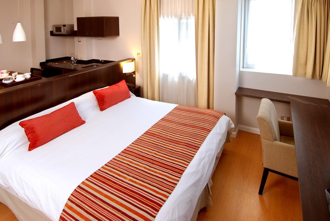 Plaza Suites Campana Ngoại thất bức ảnh