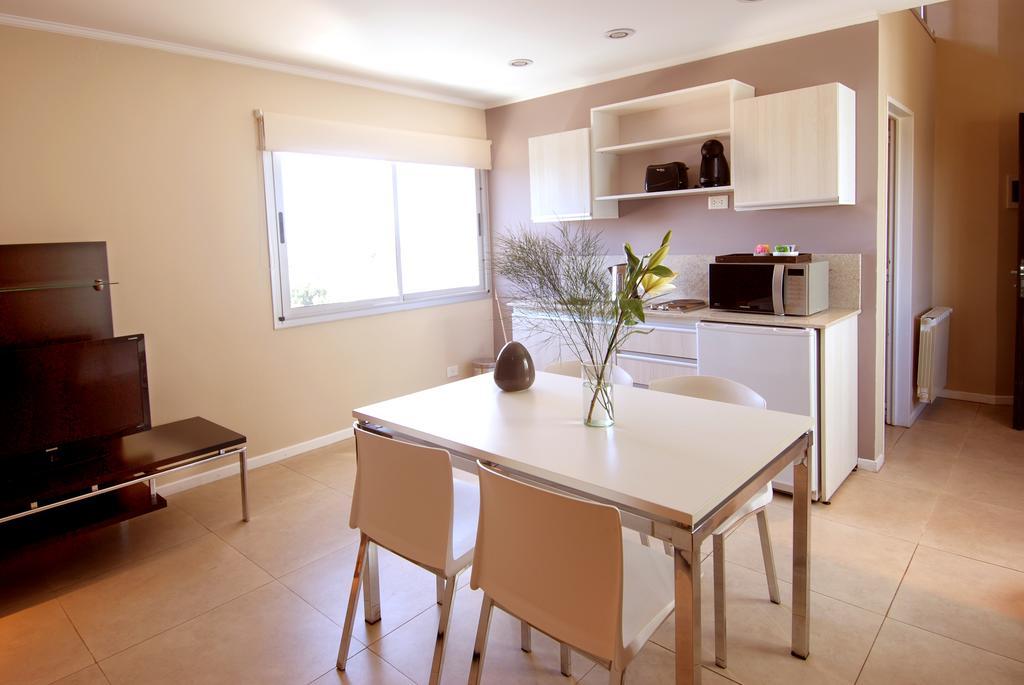 Plaza Suites Campana Ngoại thất bức ảnh