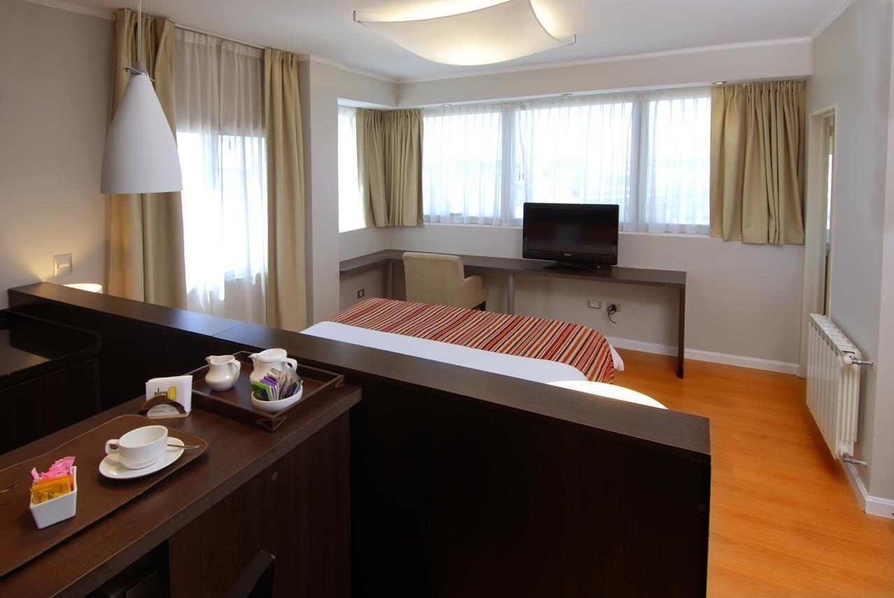 Plaza Suites Campana Ngoại thất bức ảnh