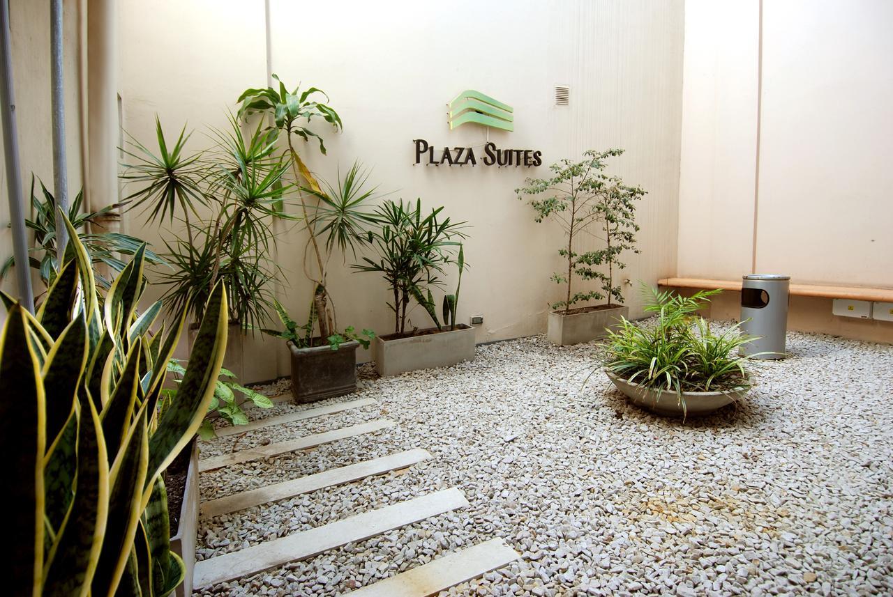 Plaza Suites Campana Ngoại thất bức ảnh